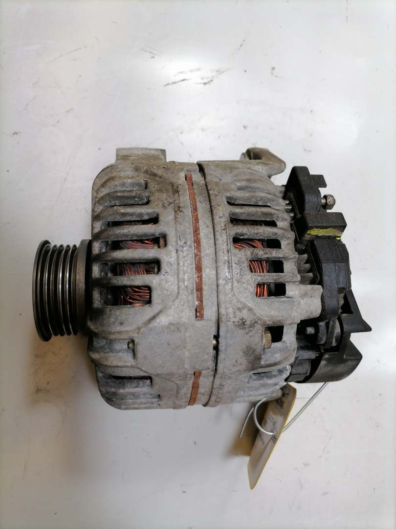 Opel Corsa C original Lichtmaschine Generator 1.0 43kw Bj.2001